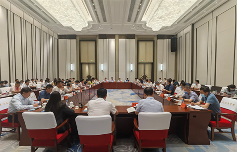 李子彬会长带领重点企业与黑龙江省、哈尔滨市直属部门召